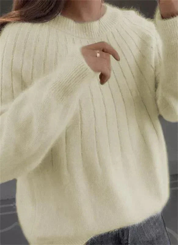 Selina Cashmere Sweater for Women – Soft, Luxurious Sweater with a Classic Fit for Fall and Winter