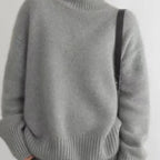 Margot Women's Oversized Cashmere Turtleneck Sweater – Soft, Warm & Elegant