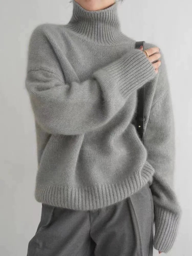 Sasha Women's Sweater – Soft Wool Turtleneck, Elegant Style for a Chic Winter Look