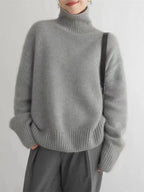 Sasha Women's Sweater – Soft Wool Turtleneck, Elegant Style for a Chic Winter Look