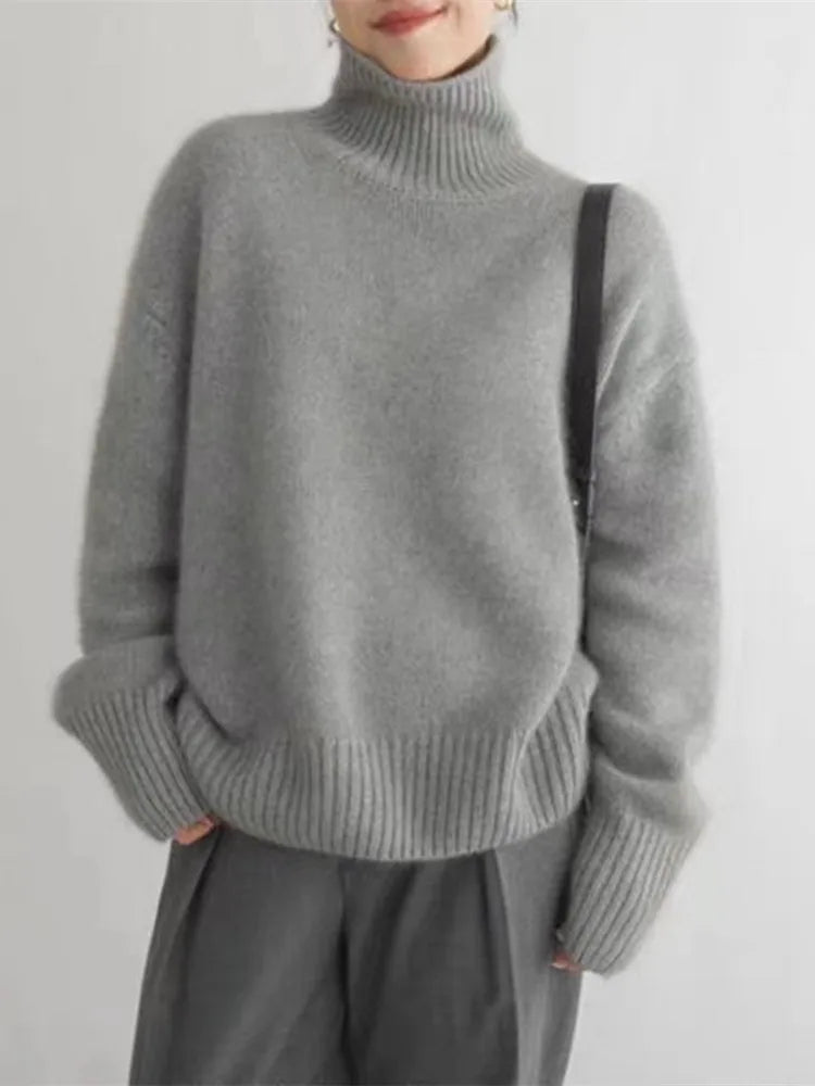Sasha Women's Sweater – Soft Wool Turtleneck, Elegant Style for a Chic Winter Look