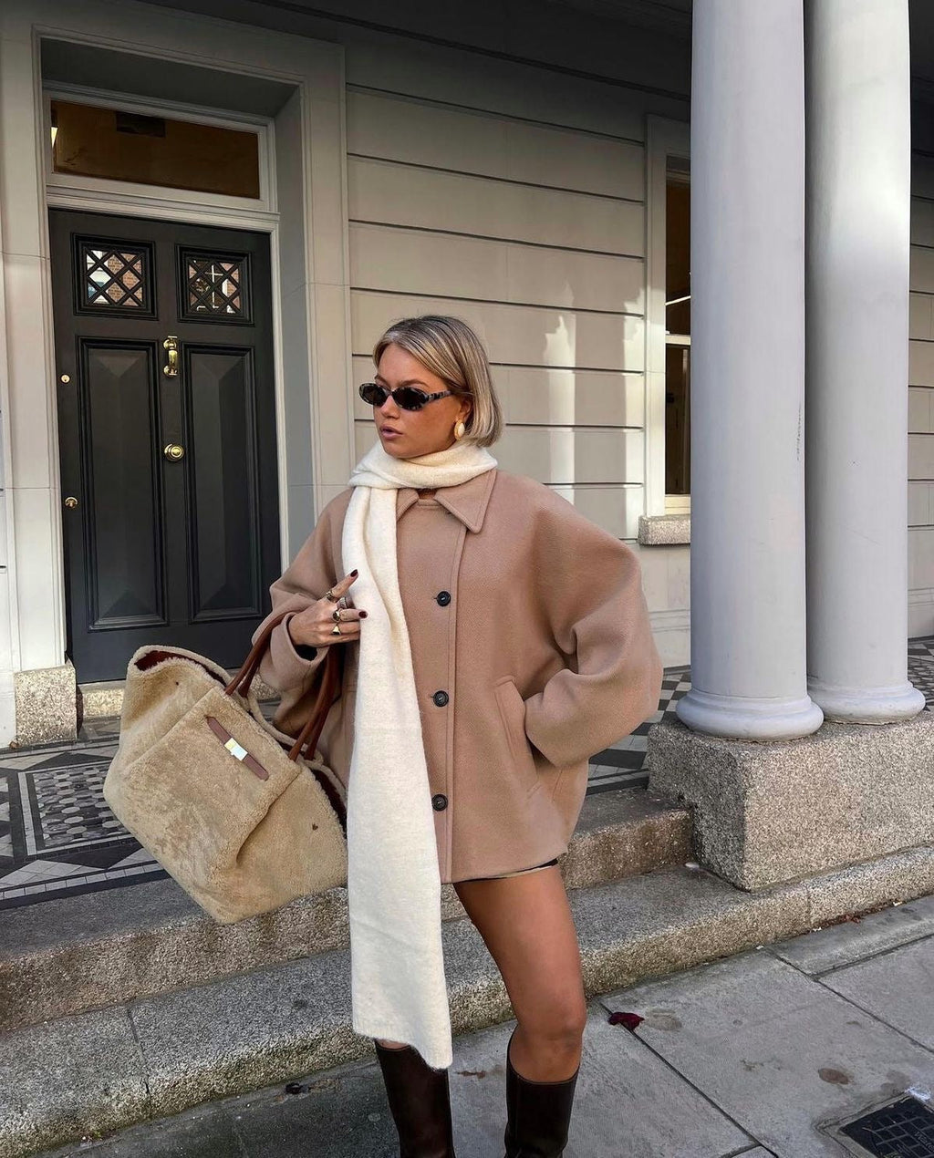Rosalind Women's Coat – Elegant, Comfortable Oversized Wool Coat for Winter