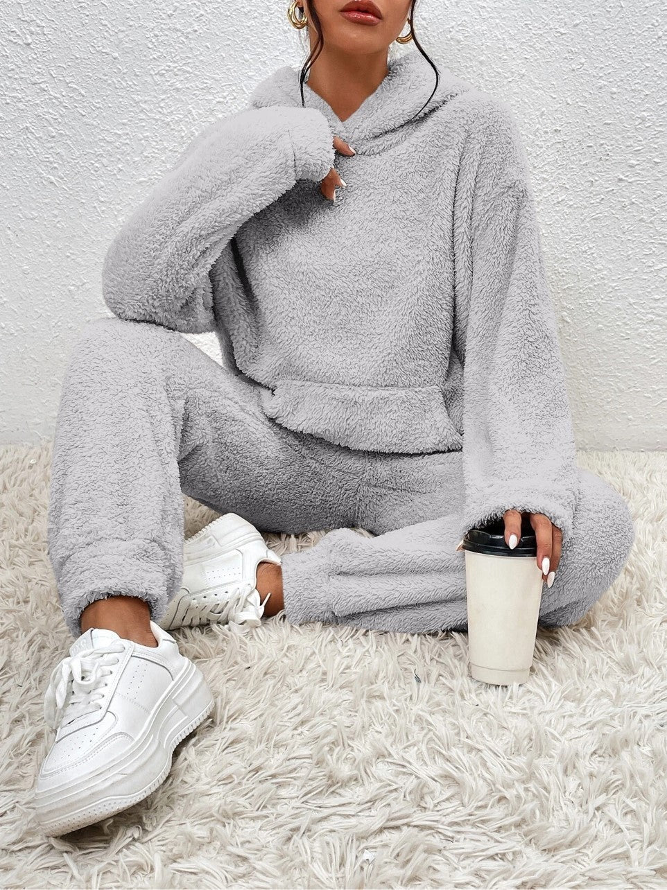 Sienna Women's Set – Soft Fleece Loungewear with Cozy Hoodie & Jogger