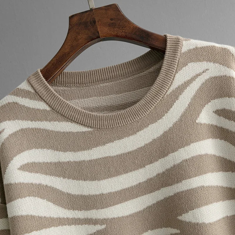 Rosalind Women's Cashmere Set – Chic Zebra-Print Design, Soft & Cozy
