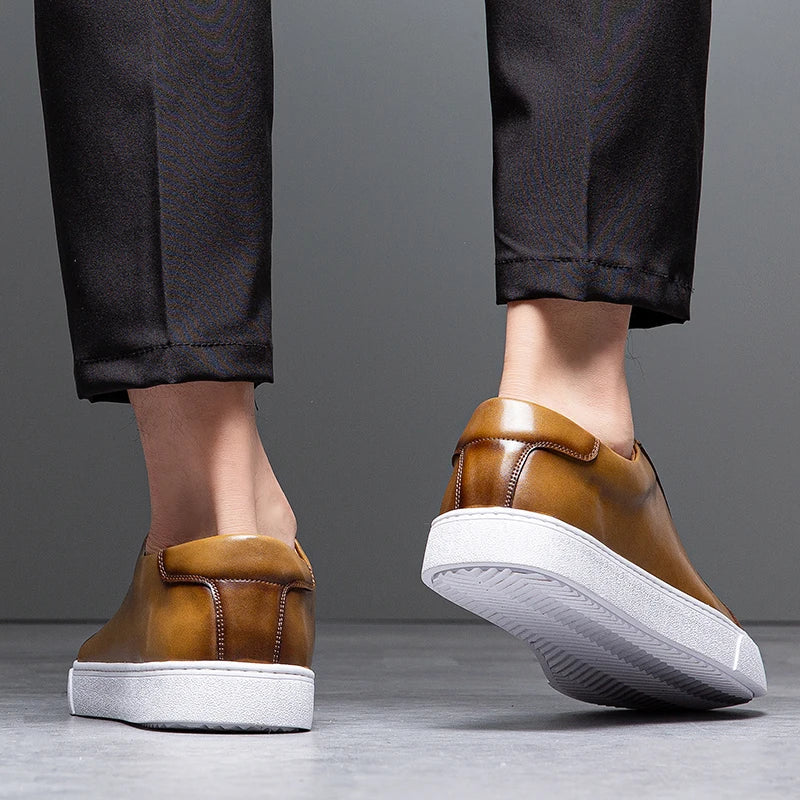 Marco Men's Leather Sneakers – Sleek Genuine Leather Sneakers with a Cushioned Sole and Timeless Design