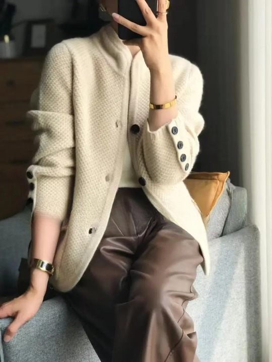 Josephine Women's Cardigan – Soft Cashmere Button-Front Sweater with a Timeless Elegant Cut