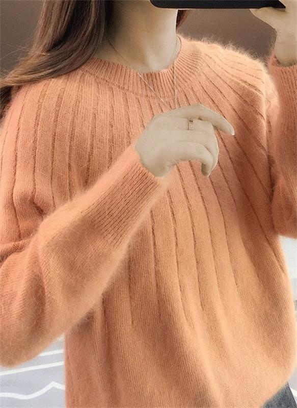 Selina Cashmere Sweater for Women – Soft, Luxurious Sweater with a Classic Fit for Fall and Winter