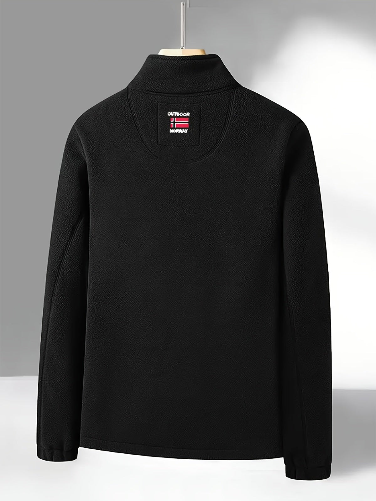 Magnus Men's Outdoor Fleece Jacket – Soft, Lightweight Warmth with a Protective Collar