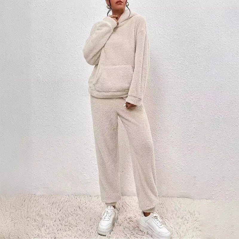 Juniper Women's Set – Soft Fleece Pajamas with Hood & Relaxed Pants for Winter